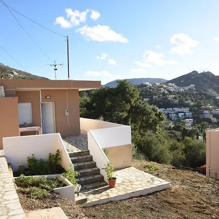 Vasilis House Myrties